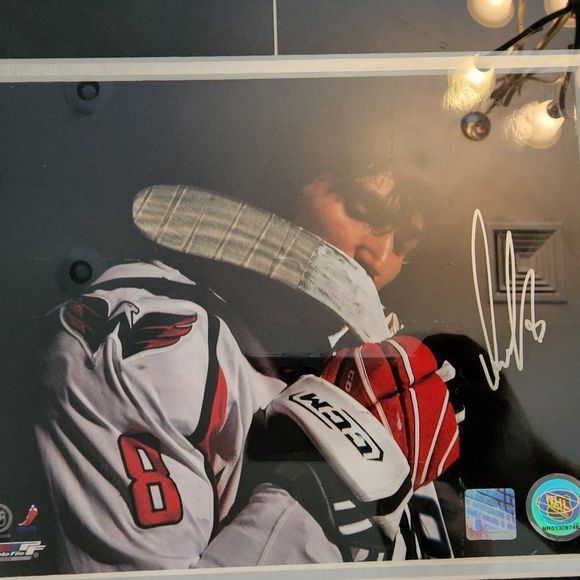 Alexander Ovechkin-numbered signed memorabilia  - Picture 4 of 5